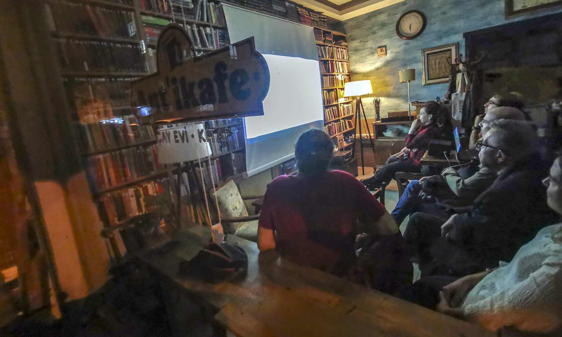 Ant'ikafe gösterim Ant'ikafe gösterim